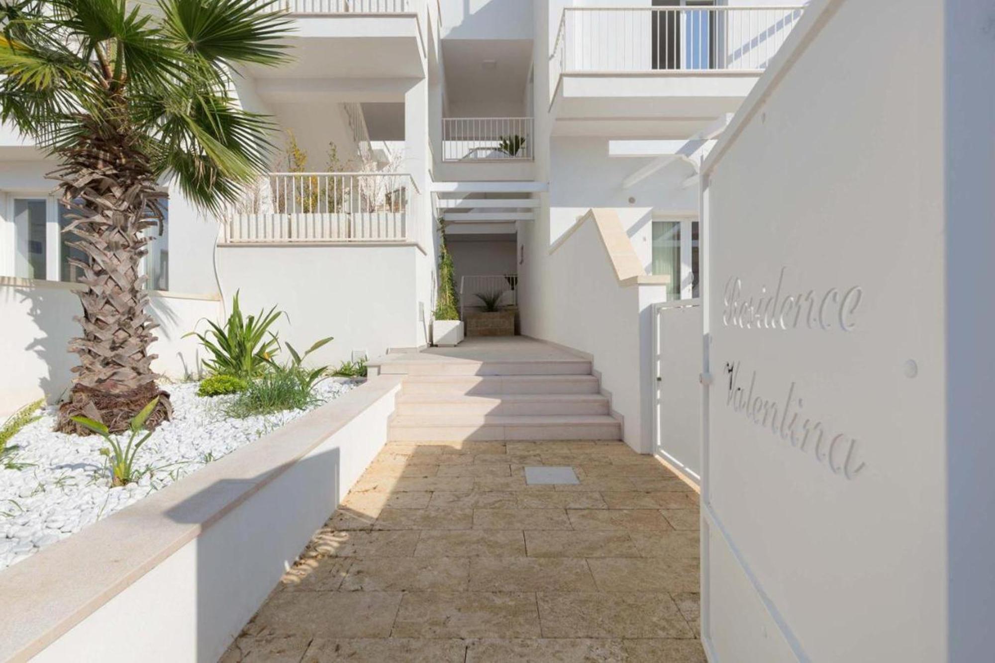Tramonti Incredibili In Piscina - Apartment8 Con Ac Wifi In Residence Санта-Мария-аль-Баньо Экстерьер фото